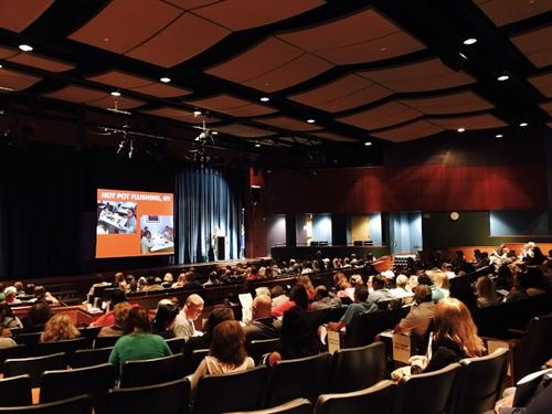 贏在起跑線?中國(guó)孩子赴美留學(xué)是否越早越好?